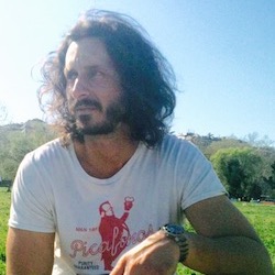 </p>
<p><center>DAVID FIANDENESE</center>
